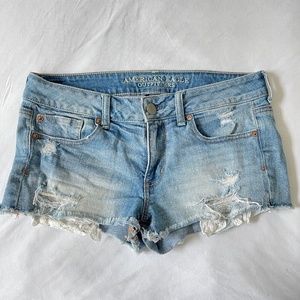 Light wash Low-rise AE Stretch Denim Shorts